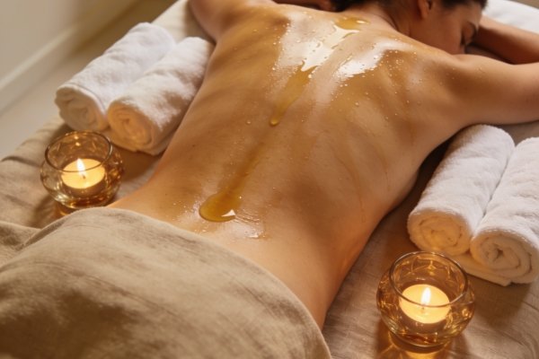 Back Massage therapy Bommanahalli – upper and lower back